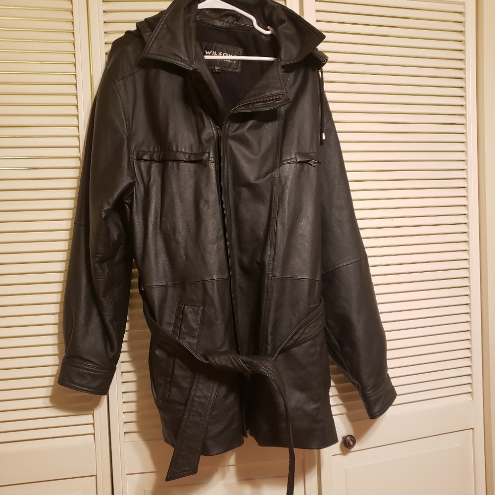 Wilsons Men Leather Coat Size Large Used